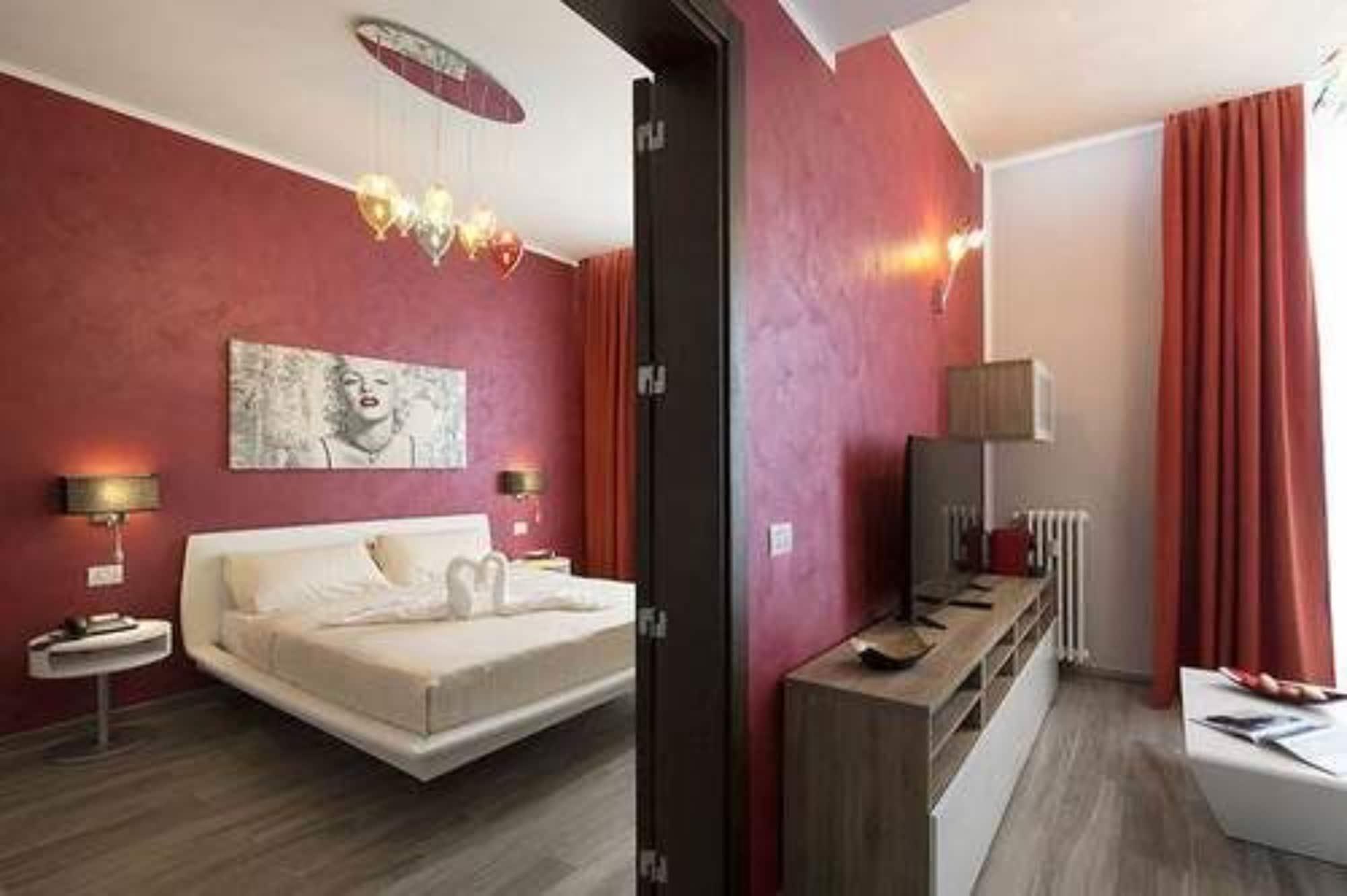 Oasi Village Hotel Milan Exterior photo