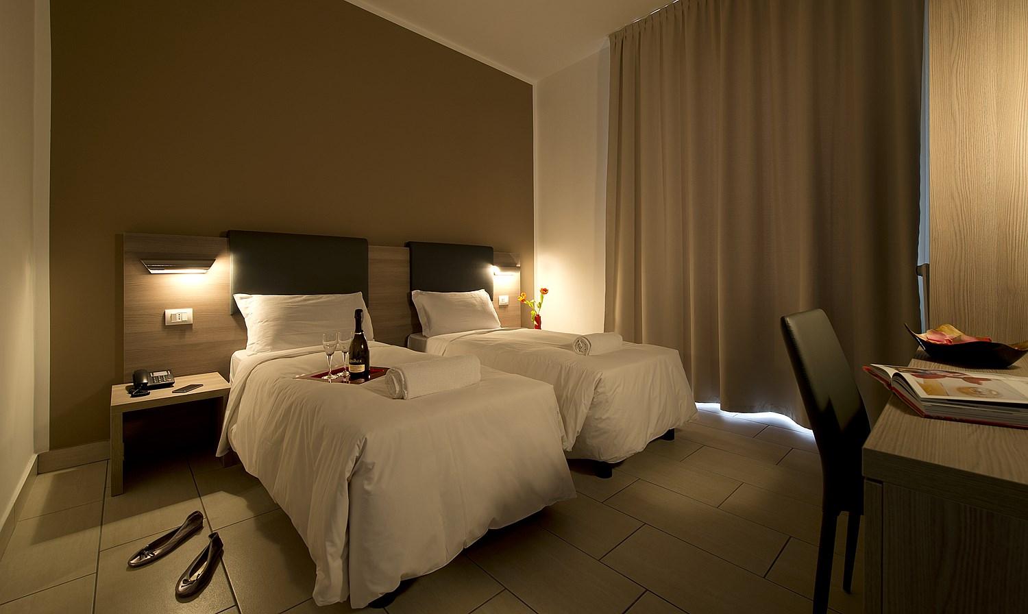 Oasi Village Hotel Milan Exterior photo
